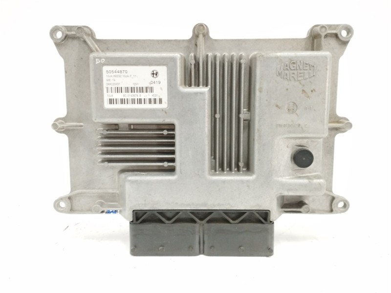 Recambio de centralita motor uce para alfa romeo giulia (952) 2.0 turbo cat referencia OEM IAM 50544870  