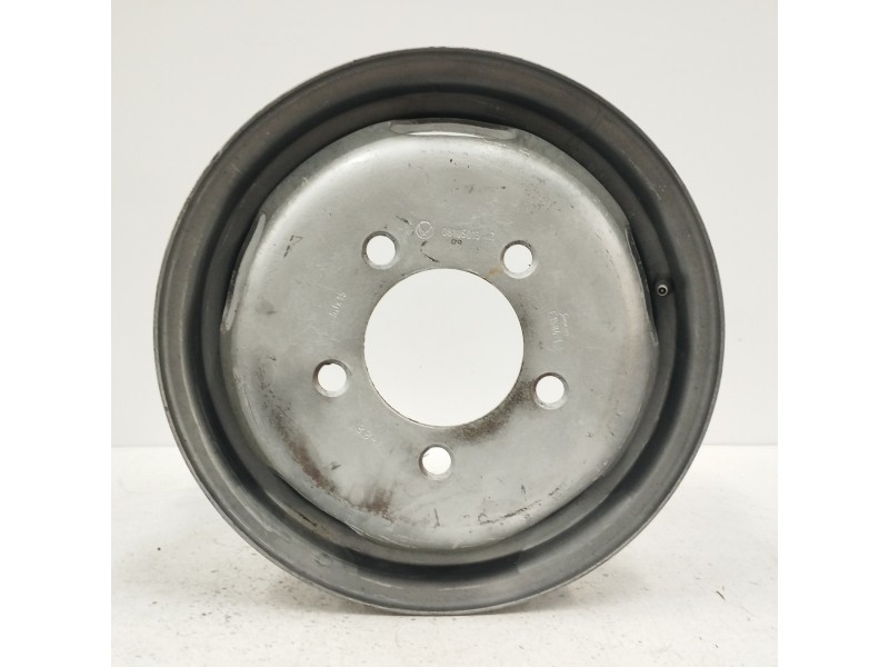 Recambio de llanta para nissan trade referencia OEM IAM 081050133C 5JX15 5H 5X160