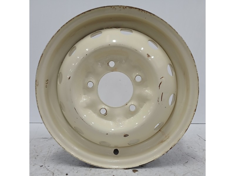 Recambio de llanta para lada niva ( 2121 / 21213 / 21214 / 21215 ) 1.6 referencia OEM IAM BA30892 5JX16 5H 5X139
