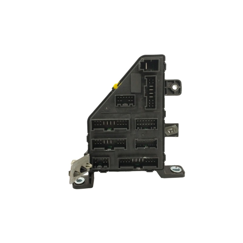 CAJA RELES / FUSIBLES