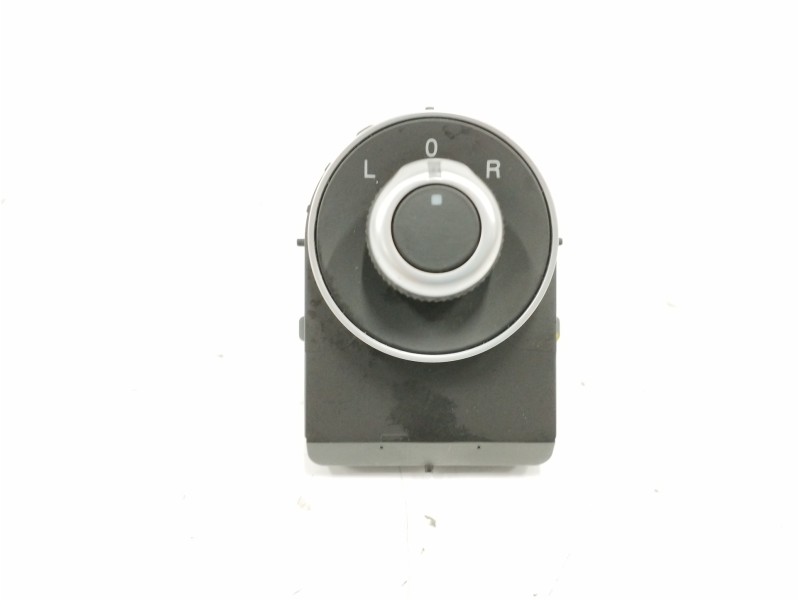 Recambio de mando retrovisor para alfa romeo giulia (952) 2.0 turbo cat referencia OEM IAM 01561181930  