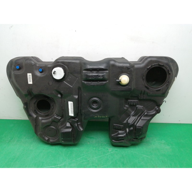 Recambio de deposito combustible para volvo v60 kombi cross country 2.0 diesel cat referencia OEM IAM 31372653  