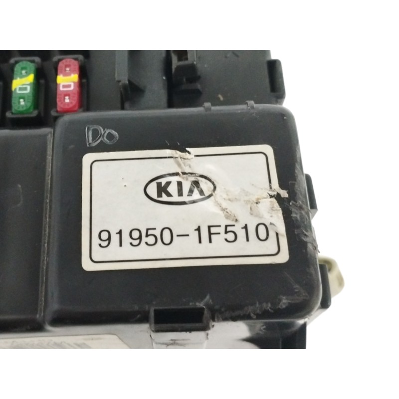 CAJA RELES / FUSIBLES