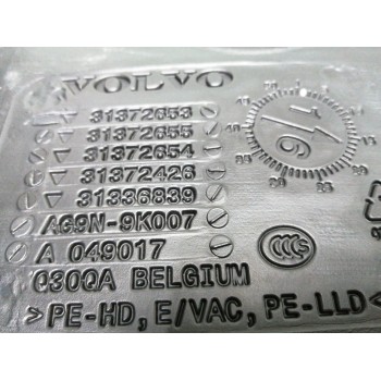 Recambio de deposito combustible para volvo v60 kombi cross country 2.0 diesel cat referencia OEM IAM 31372653  