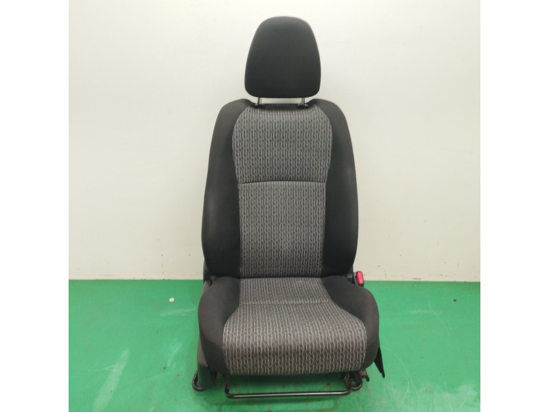 Recambio de asiento delantero derecho para toyota yaris 1.3 16v cat referencia OEM IAM Recambio de asiento delantero derecho para toyota yaris 1.3 16v cat referencia OEM IAM