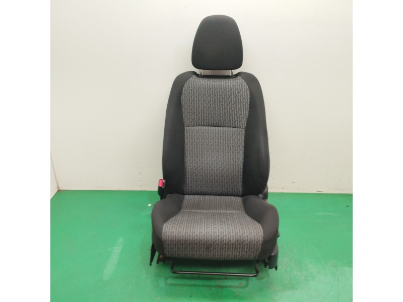 Recambio de asiento delantero izquierdo para toyota yaris 1.3 16v cat referencia OEM IAM  OBSERVAR FOTO 