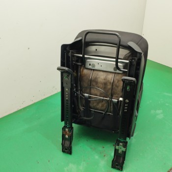 Recambio de asiento trasero medio para kia carens iv 1.6 gdi referencia OEM IAM   