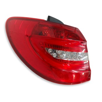 Recambio de piloto trasero izquierdo para mercedes-benz clase b (w246) 1.5 cdi cat referencia OEM IAM A2468200564  