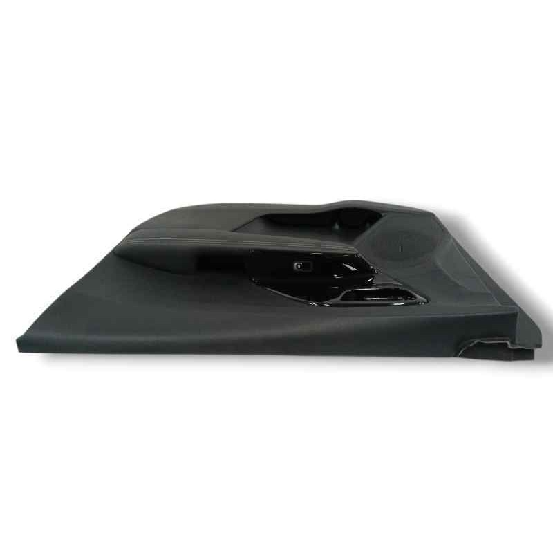 GUARNECIDO PUERTA DELANTERA DERECHA