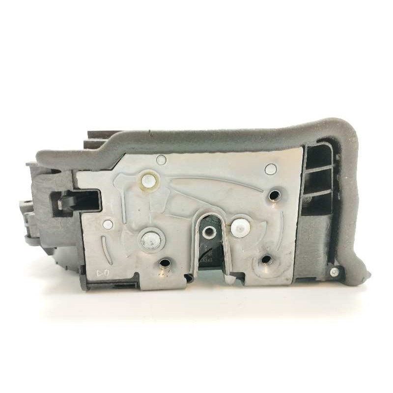 Recambio de cerradura puerta trasera izquierda para bmw serie x1 (f48) 2.0 16v turbodiesel referencia OEM IAM 51227281939  