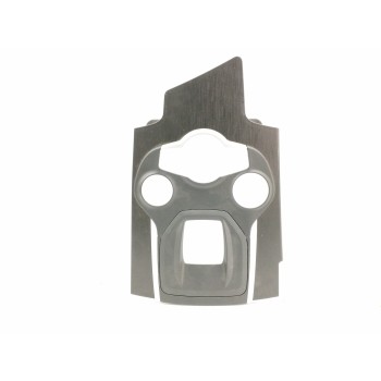 MOLDURAS DELANTERAS 1561146850 DE LA CONSOLA CENTRAL 