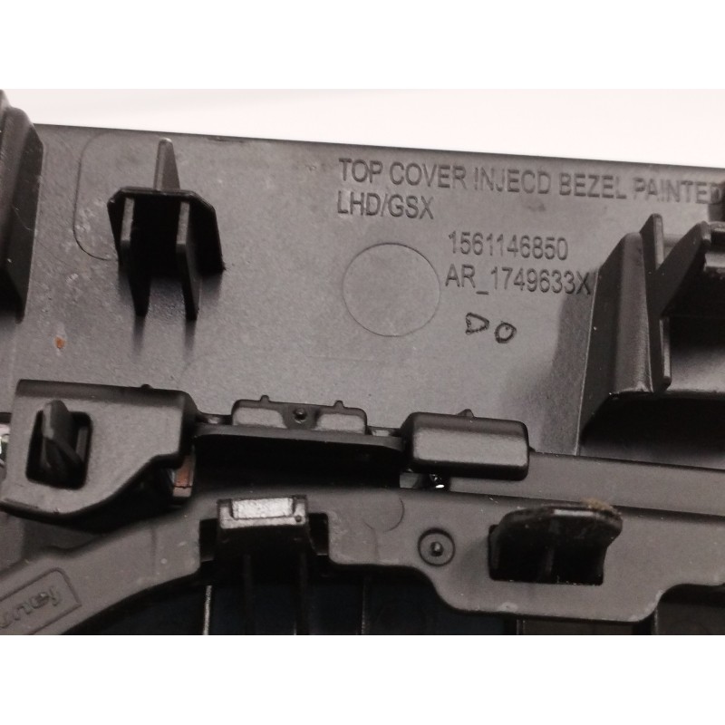 MOLDURAS DELANTERAS DE LA CONSOLA CENTRAL