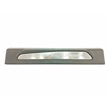 Recambio de molduras delanteras para alfa romeo giulia (952) 2.0 turbo cat referencia OEM IAM 156107576 BORDE DE UMBRAL PUERTA D