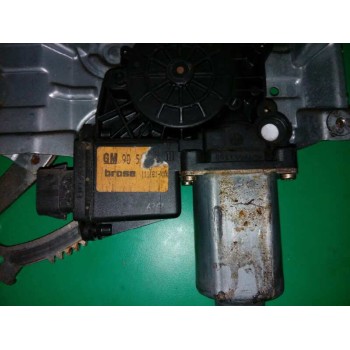 Recambio de elevalunas delantero derecho para opel corsa b swing referencia OEM IAM TIJERA 6207010 