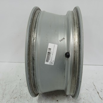 Recambio de llanta para volkswagen golf iv berlina (1j1) conceptline referencia OEM IAM 1J0601025P 6JX15H2 ET38 5H 5X100