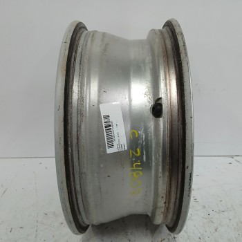 Recambio de llanta para citroën c3 1.4 hdi referencia OEM IAM 5402F7 6JX15CH4 ET27 4H 4X108