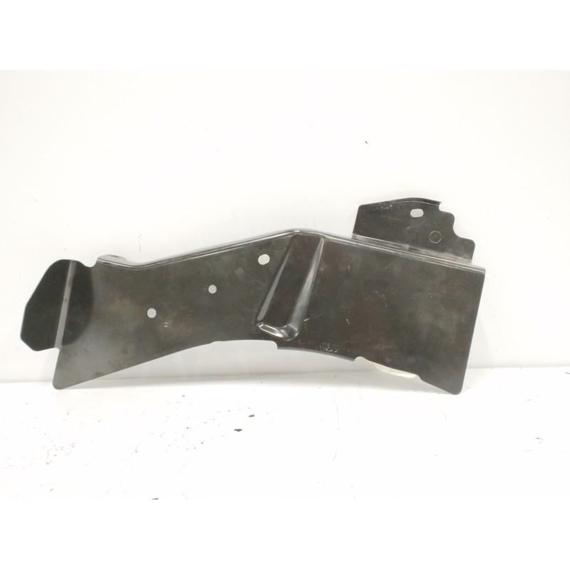 Recambio de moldura para nissan pulsar hatchback (c13) 1.2 dig-t referencia OEM IAM F41133ZLMA BORDE SUPERIOR TOLVA IZQUIERDA 