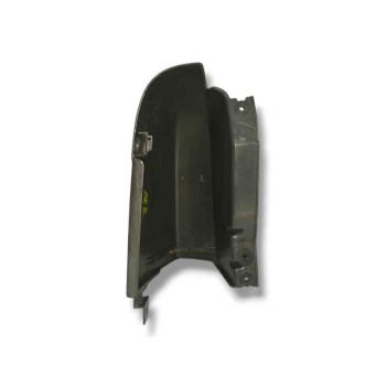 Recambio de molduras traseras para nissan primastar furgoneta (x83) 2.5 dci 140 referencia OEM IAM 93850669 8200229880 93850668