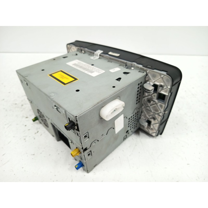 SISTEMA AUDIO / RADIO CD A2038270062