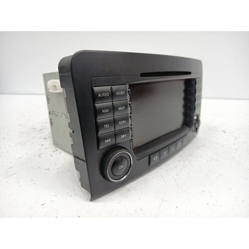 SISTEMA AUDIO / RADIO CD A2038270062