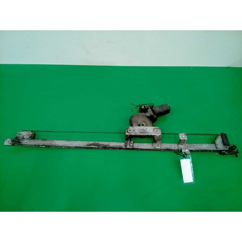 ELEVALUNAS DELANTERO DERECHO 9222Q0