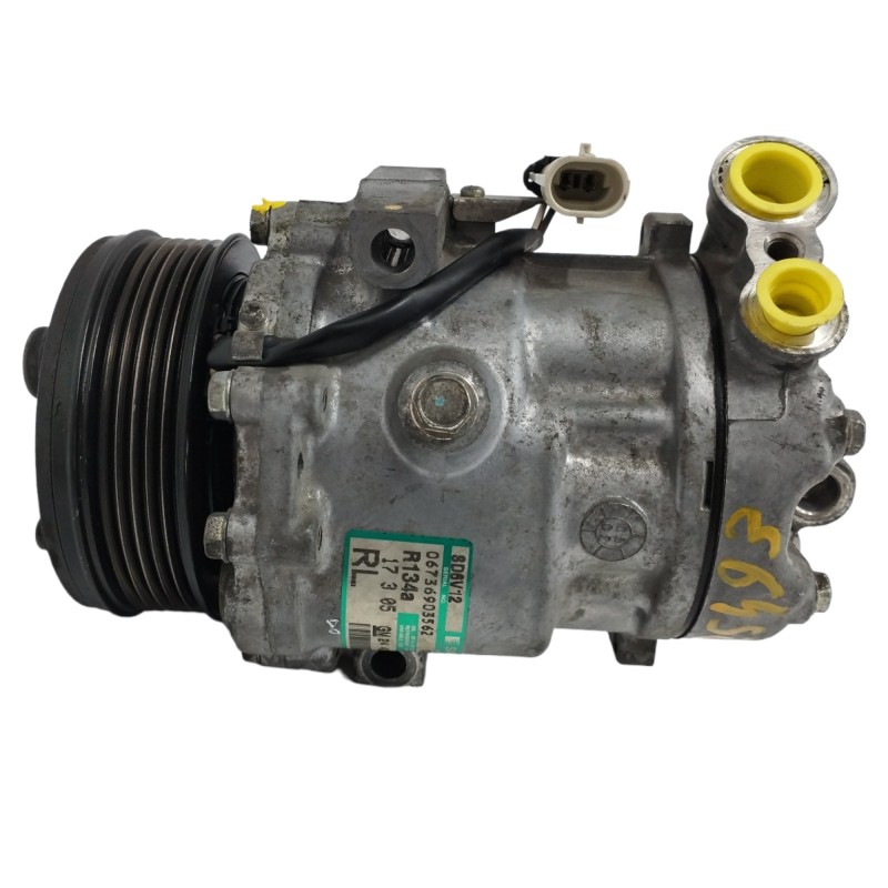 Recambio de compresor aire acondicionado para opel combo (corsa c) 1.7 16v cdti referencia OEM IAM 24421842 SD6V12 