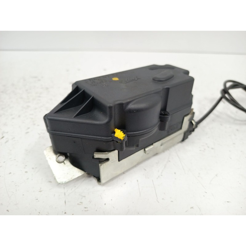 CERRADURA MALETERO / PORTON