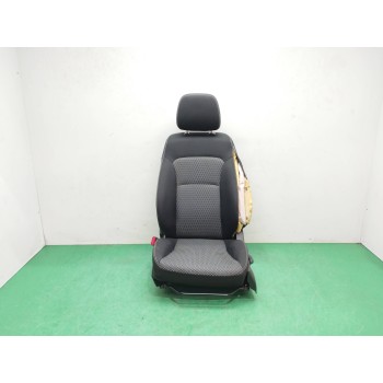 ASIENTO DELANTERO IZQUIERDO NECESITA REPARACION 