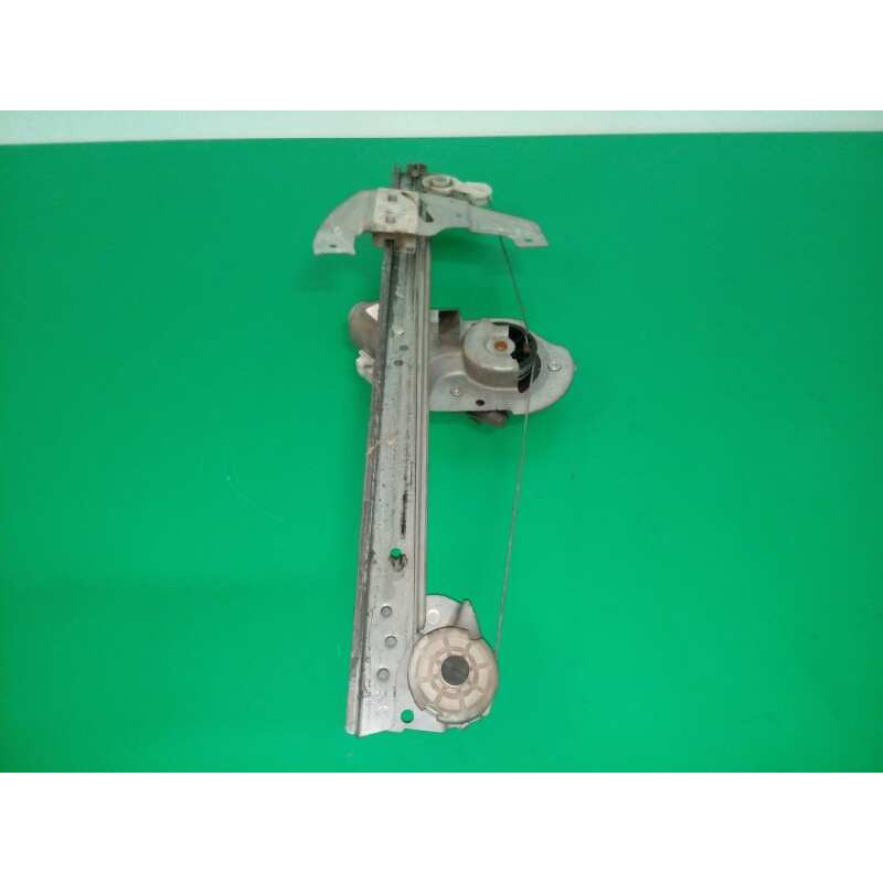 ELEVALUNAS DELANTERO IZQUIERDO 9221T8