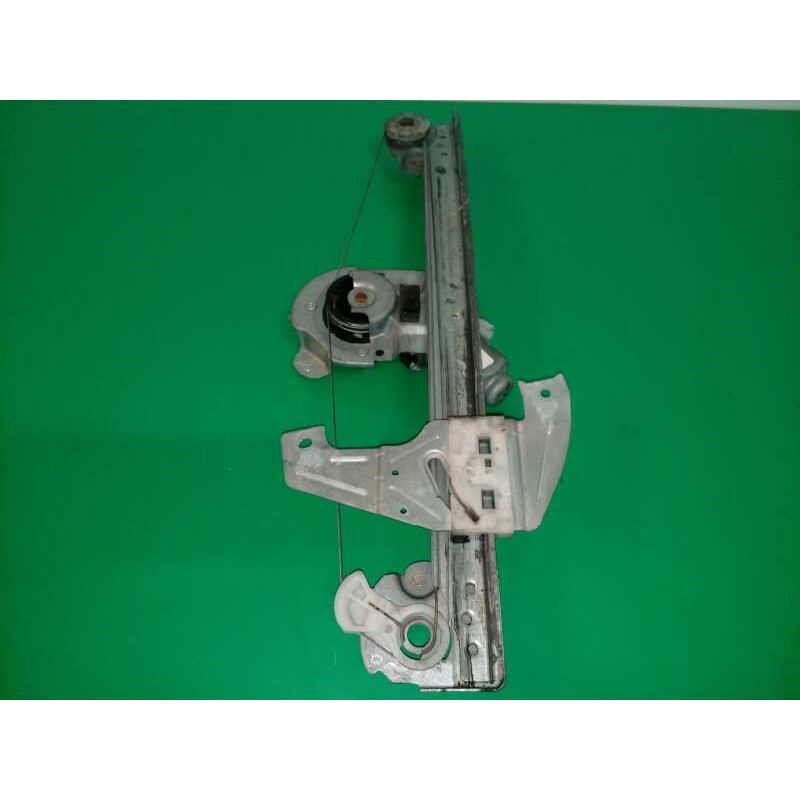 ELEVALUNAS DELANTERO IZQUIERDO 9221T8