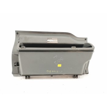 Recambio de guantera para toyota auris 2.2 d-cat referencia OEM IAM 5555002130 5555102100 