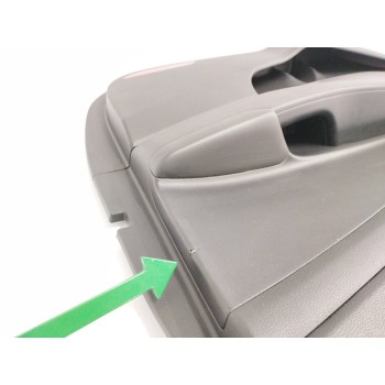 Recambio de guarnecido puerta delantera derecha para hyundai tucson 1.6 cat referencia OEM IAM 82361D7000 OBSERVAR FOTOS NEGRO