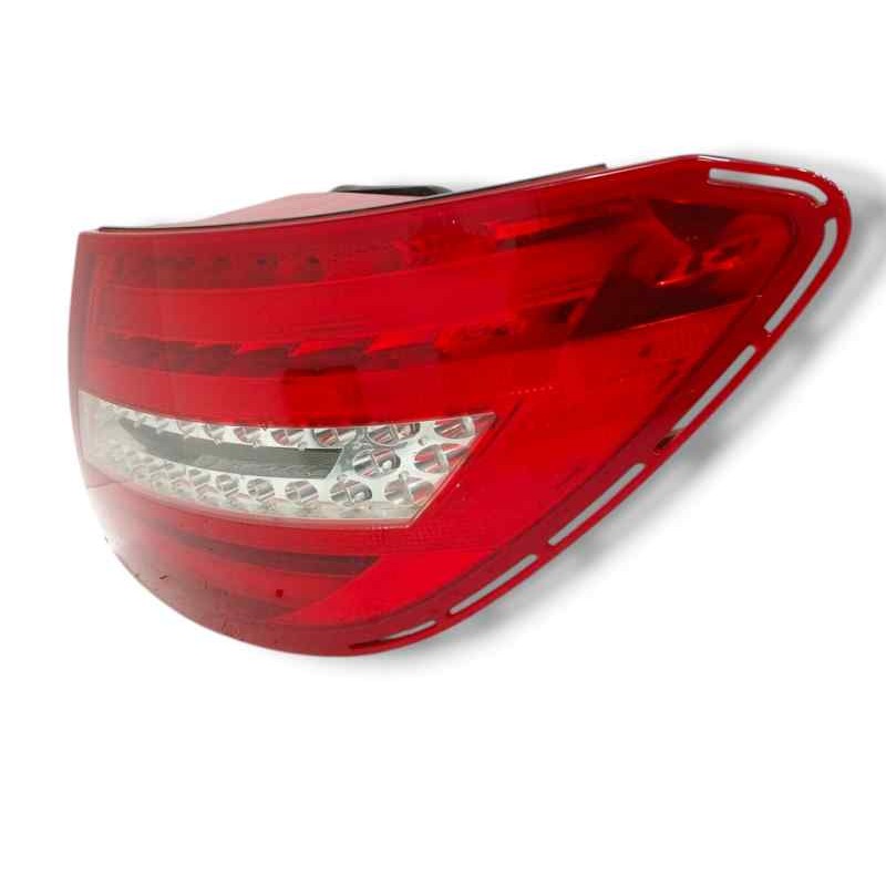 PILOTO TRASERO DERECHO 601000R