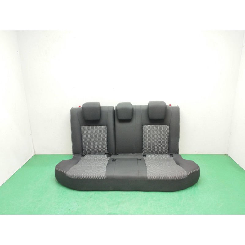 Recambio de asientos traseros para suzuki vitara 1.0 12v boosterjet cat referencia OEM IAM   