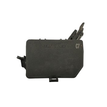 Recambio de caja reles / fusibles para toyota yaris (_p13_) 1.5 (nsp131_) referencia OEM IAM 826620DA70  