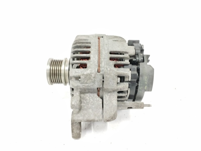 Recambio de alternador para volkswagen polo (9n3) 1.4 tdi referencia OEM IAM 045903023D 90A 0124325141 Recambio de alternador para volkswagen polo (9n3) 1.4 tdi referencia OEM IAM 045903023D 90A 0124325141