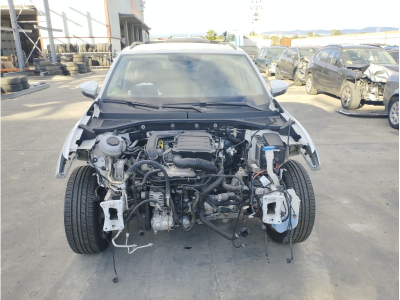 Recambio de carroceria corte para volkswagen t-roc 1.0 tsi referencia OEM IAM Recambio de carroceria corte para volkswagen t-roc 1.0 tsi referencia OEM IAM