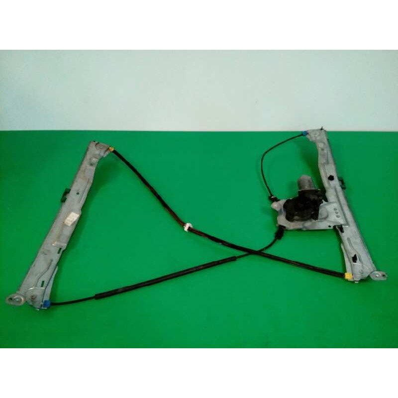 Recambio de elevalunas delantero derecho para renault clio iii confort dynamique referencia OEM IAM FUNDA 8200826165 3 PUERTAS 