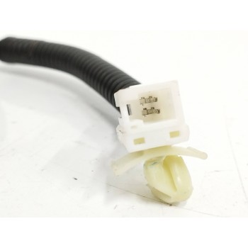 Recambio de enganche cinturon izquierdo para hyundai tucson 1.6 cat referencia OEM IAM 89830D7000TRY TRASERO 
