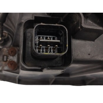 Recambio de faro derecho para kia carens 2.0 turbodiesel cat referencia OEM IAM 0K2JA51030 PARA PULIR 