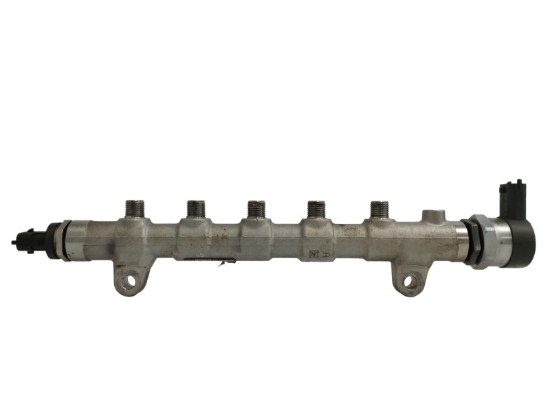 Recambio de rampa inyectora para hyundai i30 fastback tecno referencia OEM IAM 314002A650 0445214323 