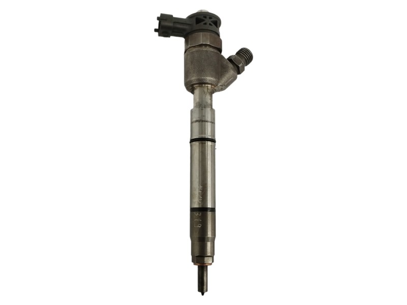 Recambio de inyector para hyundai i30 fastback tecno referencia OEM IAM 338002A610 0445110589 