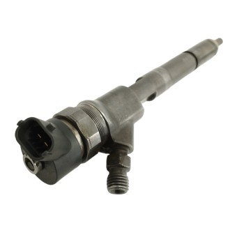 Recambio de inyector para toyota yaris (ksp9/scp9/nlp9) 1.4 turbodiesel cat referencia OEM IAM 236700N030 0445110262 