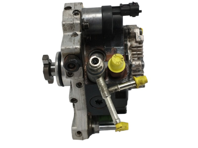Recambio de bomba inyeccion para toyota yaris (ksp9/scp9/nlp9) 1.4 turbodiesel cat referencia OEM IAM 221000N020 0445010134 