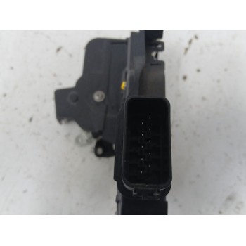 Recambio de cerradura puerta trasera derecha para ford kuga i 2.0 tdci referencia OEM IAM 8V4AS26412EA  