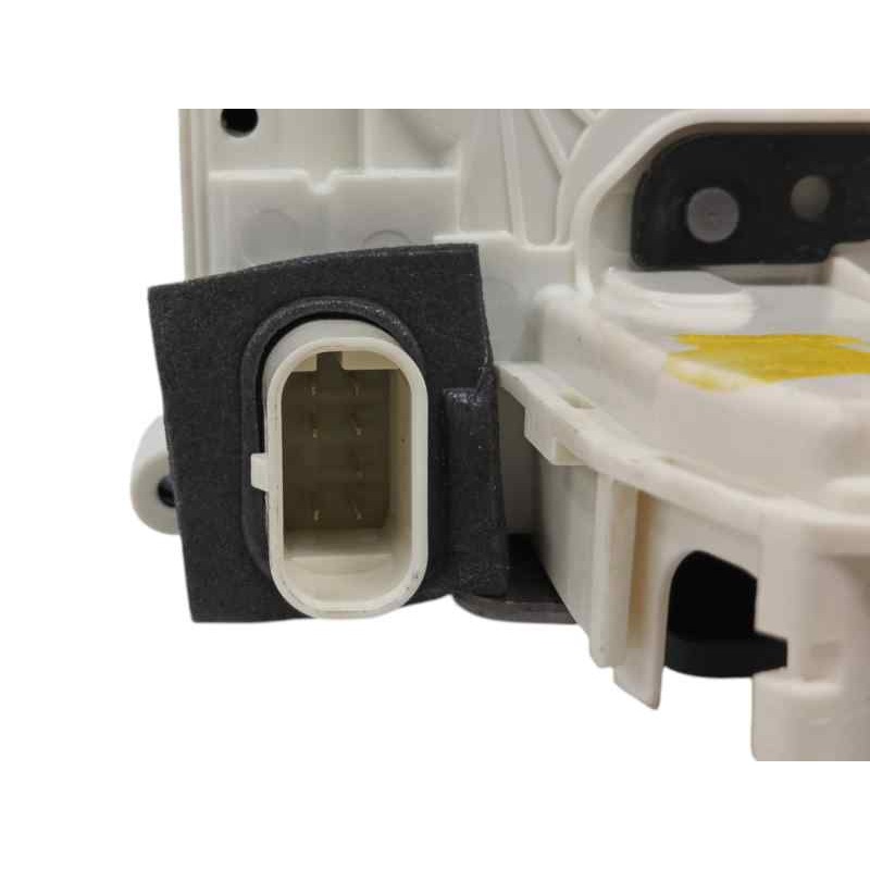 CERRADURA PUERTA TRASERA IZQUIERDA