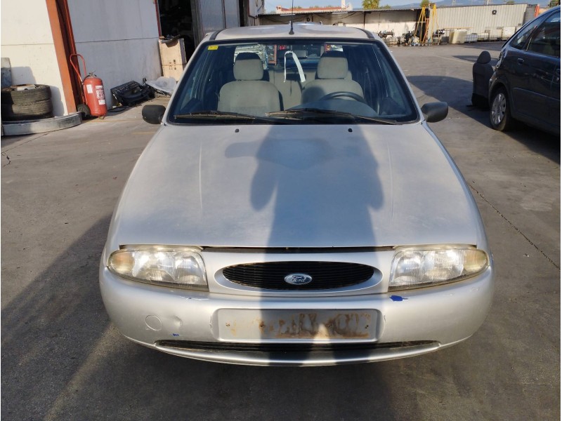 Recambio de carroceria corte para ford fiesta berlina 1.3 cat referencia OEM IAM   