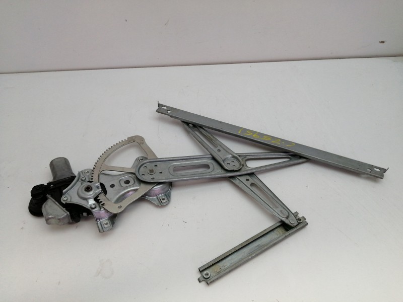 Recambio de elevalunas delantero izquierdo para toyota yaris 1.3 16v cat referencia OEM IAM TIJERA CARIBE TIJERA JUEGO Recambio de elevalunas delantero izquierdo para toyota yaris 1.3 16v cat referencia OEM IAM TIJERA CARIBE TIJERA JUEGO