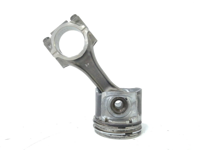 Recambio de biela para iveco daily caja abierta / volquete 2.8 diesel cat referencia OEM IAM  CON PISTON 