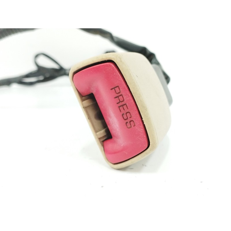 Recambio de enganche cinturon izquierdo para lexus is200 (ds2/is2) 2.2 d-cat referencia OEM IAM  DELANTERO 